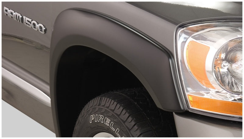 Bushwacker 94-01 Dodge Ram 1500 OE estilo bengalas 2 piezas - negro