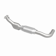 Cargar imagen en el visor de la galería, MagnaFlow Conv DF 99-00 Ford Trucks 5.4L