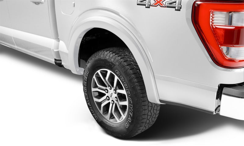 Bushwacker 18-20 Ford F-150 OE Style bengalas 4 piezas - Oxford blanco