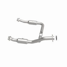 Cargar imagen en el visor de la galería, MagnaFlow Conv DF 06-09 Ford Explorer / 06-10 Mercury Mountaineer 4.6L Y-Pipe Assembly (49 State)