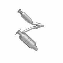 Cargar imagen en el visor de la galería, MagnaFlow 06 Mitsubishi Raider Catalytic Converter DF (California)