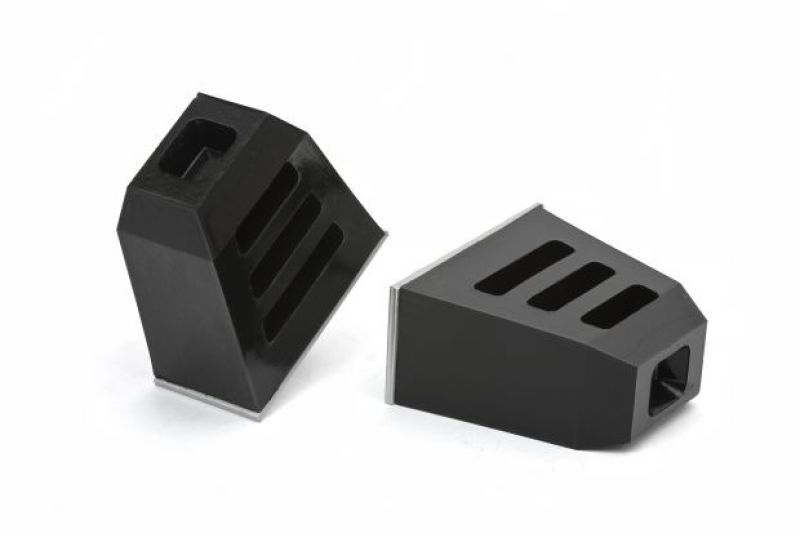 Tope de tope estilo competencia con perno único Daystar 4.5 pulgadas de alto 4.5 pulgadas de largo 2.5 pulgadas