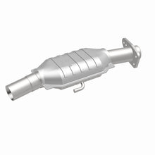 Cargar imagen en el visor de la galería, MagnaFlow Conv GM 21.38X6.5X4 2.25 23418