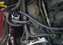 Cargar imagen en el visor de la galería, J&amp;L 05-10 Ford Mustang V6 Passenger Side Oil Separator 3.0 - Clear Anodized