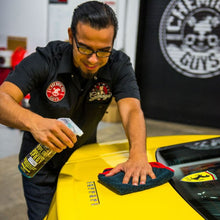 Cargar imagen en el visor de la galería, Spray limpiador de superficies Wipe Out de Chemical Guys - 1 galón