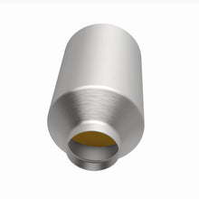 Cargar imagen en el visor de la galería, MagnaFlow GM 3500/4500 HD 6.0L 3in Universal Converter