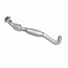 Cargar imagen en el visor de la galería, MagnaFlow Conv DF 03-04 Lincoln Navigator 5.4L D/S