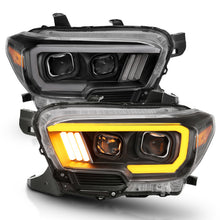 Cargar imagen en el visor de la galería, ANZO 2016-2017 Toyota Tacoma Proyector Faros delanteros con estilo de tablón Switchback negro con ámbar