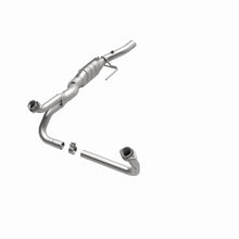 Cargar imagen en el visor de la galería, MagnaFlow Conv DF 00-01 Dodge Ram 3500 Van