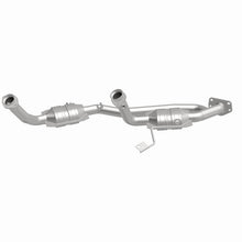 Cargar imagen en el visor de la galería, MagnaFlow Conv DF 04 Ford Freestar 3.9L