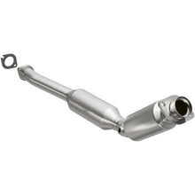 Cargar imagen en el visor de la galería, MagnaFlow 04-11 Lincoln Town Car V8 4.6L GAS California Catalytic Converter Direct Fit