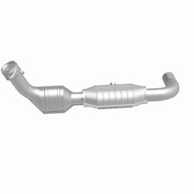 Cargar imagen en el visor de la galería, MagnaFlow Conv DF 99-00 Ford Exped 4.6L