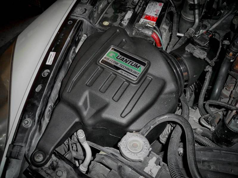 aFe 07-09 Ram 2500/3500 Cummins L6-6.7L (td) Sistema de admisión de aire frío Quantum con filtro Pro Dry S