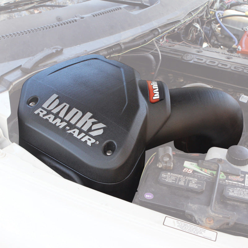Banks Power 94-02 Dodge 5.9L Sistema de admisión de aire Ram - Filtro seco