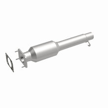 Cargar imagen en el visor de la galería, MagnaFlow Conv DF Cadillac 96-99 4.6L