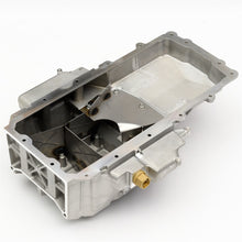 Cargar imagen en el visor de la galería, Ford Racing 5.0L/5.2L Coyote 2020 GT500 Kit de bomba y cárter de aceite