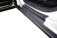 Cargar imagen en el visor de la galería, Bushwacker 2018 Jeep Wrangler Unlimited 4 puertas Trail Armor Panel basculante y cubierta de placa de umbral - Negro