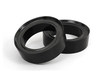 Load image into Gallery viewer, Daystar  1.5in Rear Leveling Kit | KT09107BK | 1996 - 2002 Toyota 4Runner 2WD/4WD