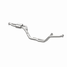 Cargar imagen en el visor de la galería, MagnaFlow Conv DF 94-97 MercedeS C280 2.8L