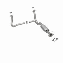 Cargar imagen en el visor de la galería, MagnaFlow Conv DF 2000 S10 4.3L 4WD