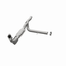 Cargar imagen en el visor de la galería, MagnaFlow Conv DF 04-06 Ford F-150 Pick Up (Exc Heritage) / 06 Lincoln Mark LT Truck Passenger Side