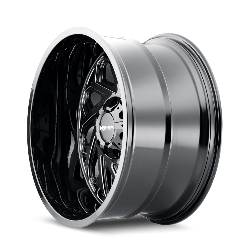 Mayhem 8112 Essex 22x12 / 6x135 BP / -51mm Offset / 106mm Buje Negro con rueda de radios fresados