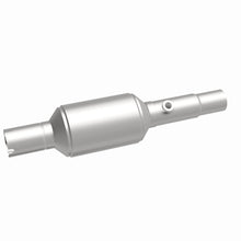 Cargar imagen en el visor de la galería, MagnaFlow Conv Direct Fit 96-98 Jeep Grand Cherokee Underbody