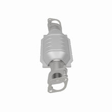 Cargar imagen en el visor de la galería, MagnaFlow Conv DF 05-10 Kia Sportage 2.7L