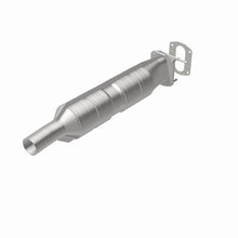 Cargar imagen en el visor de la galería, MagnaFlow Conv DF 05-07 Ford F-Series Rear