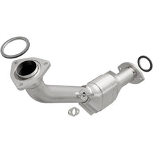 Cargar imagen en el visor de la galería, MagnaFlow Conv DF 02-04 Tacoma 2.4L front 50S