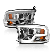 Cargar imagen en el visor de la galería, ANZO 09-18 Dodge Ram 1500 Faros delanteros estilo tablón cromados con halo