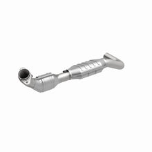 Cargar imagen en el visor de la galería, MagnaFlow Conv DF 03-04 Lincoln Navigator 5.4L D/S