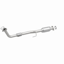 Cargar imagen en el visor de la galería, MagnaFlow Conv DF 99-00 Toyota Solara 2.2L