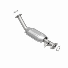 Cargar imagen en el visor de la galería, MagnaFlow Conv DF 00-8/04 Toyota Tundra 4.7L P/S Front