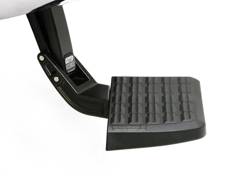 AMP Research 20-24 Chevrolet Silverado 2500/3500 BedStep - Negro