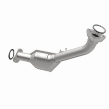 Cargar imagen en el visor de la galería, MagnaFlow Conv DF 02-04 Tacoma 2.4L front 50S