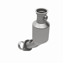 Cargar imagen en el visor de la galería, MagnaFlow Conv DF 99-05 Subaru Forester/96-97 &amp; 99-05 Impreza/01-03 Legacy/00-05 Outback Front/Rear