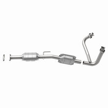 Cargar imagen en el visor de la galería, MagnaFlow Conv DF 86-97 Ford Aerostar 3.0L