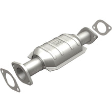 Cargar imagen en el visor de la galería, MagnaFlow Catalytic Converter DF 98-00 Nissan Frontier 2.4L Rear