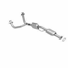 Cargar imagen en el visor de la galería, MagnaFlow Conv DF 86-97 Ford Aerostar 3.0L