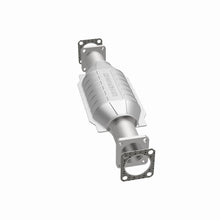 Cargar imagen en el visor de la galería, MagnaFlow Conv Isuzu 19.87X6.5X4 2.5/2.5