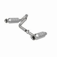 Cargar imagen en el visor de la galería, MagnaFlow Conv DF Raider 2006 8 4.7L