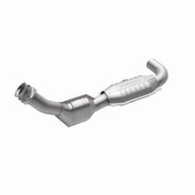 Cargar imagen en el visor de la galería, MagnaFlow Conv DF 01-04 Ford F-150 4.2L 2wd