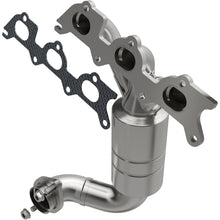 Cargar imagen en el visor de la galería, Magnaflow Conv DF 07-11 Chrysler Sebring 2.7L Fr Manifold / 08-10 Dodge Avenger 2.7L Fr Manifold
