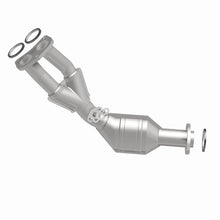 Cargar imagen en el visor de la galería, MagnaFlow Conv DF 01-04 Tacoma 2.7L front 49S