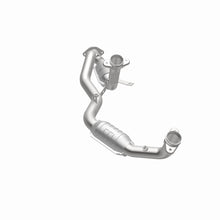 Cargar imagen en el visor de la galería, MagnaFlow Conv DF 96-99 Taurus 3.4L Front C