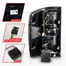Cargar imagen en el visor de la galería, ANZO 15-19 Chevrolet Silverado 2500 HD/3500 HD Luz trasera LED con carcasa negra secuencial/lente transparente