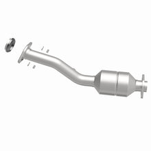 Cargar imagen en el visor de la galería, Magnaflow Conv DF 2009-2014 Sentra 2.0 L Underbody