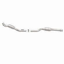 Cargar imagen en el visor de la galería, MagnaFlow Conv DF 98-02 Mercedes E320 3.2L