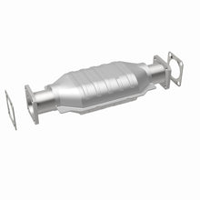Cargar imagen en el visor de la galería, MagnaFlow Conv DF Chevrolet-Isuzu 82 8